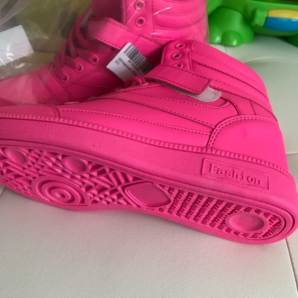 Shoes - Picture 3 of 3